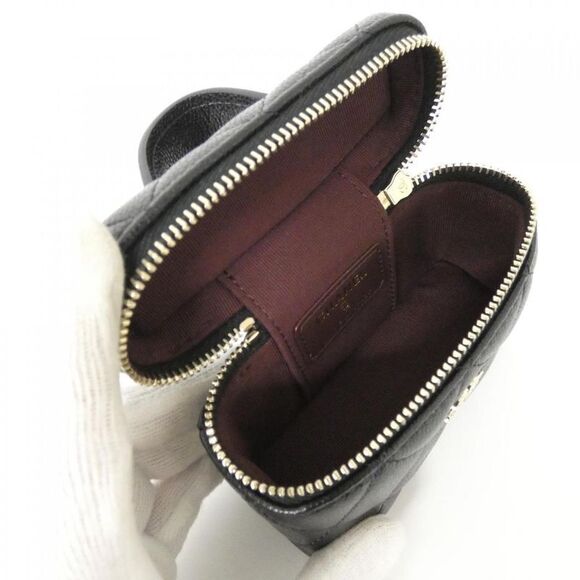 Chanel Ap4897 Bag Charm - Picture 7 of 7